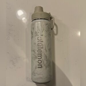 Lululemon 24oz Bottle